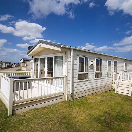 Beautiful 6 Berth Caravan By The Beach In Suffolk Ref 40076Nd ローストフト エクステリア 写真