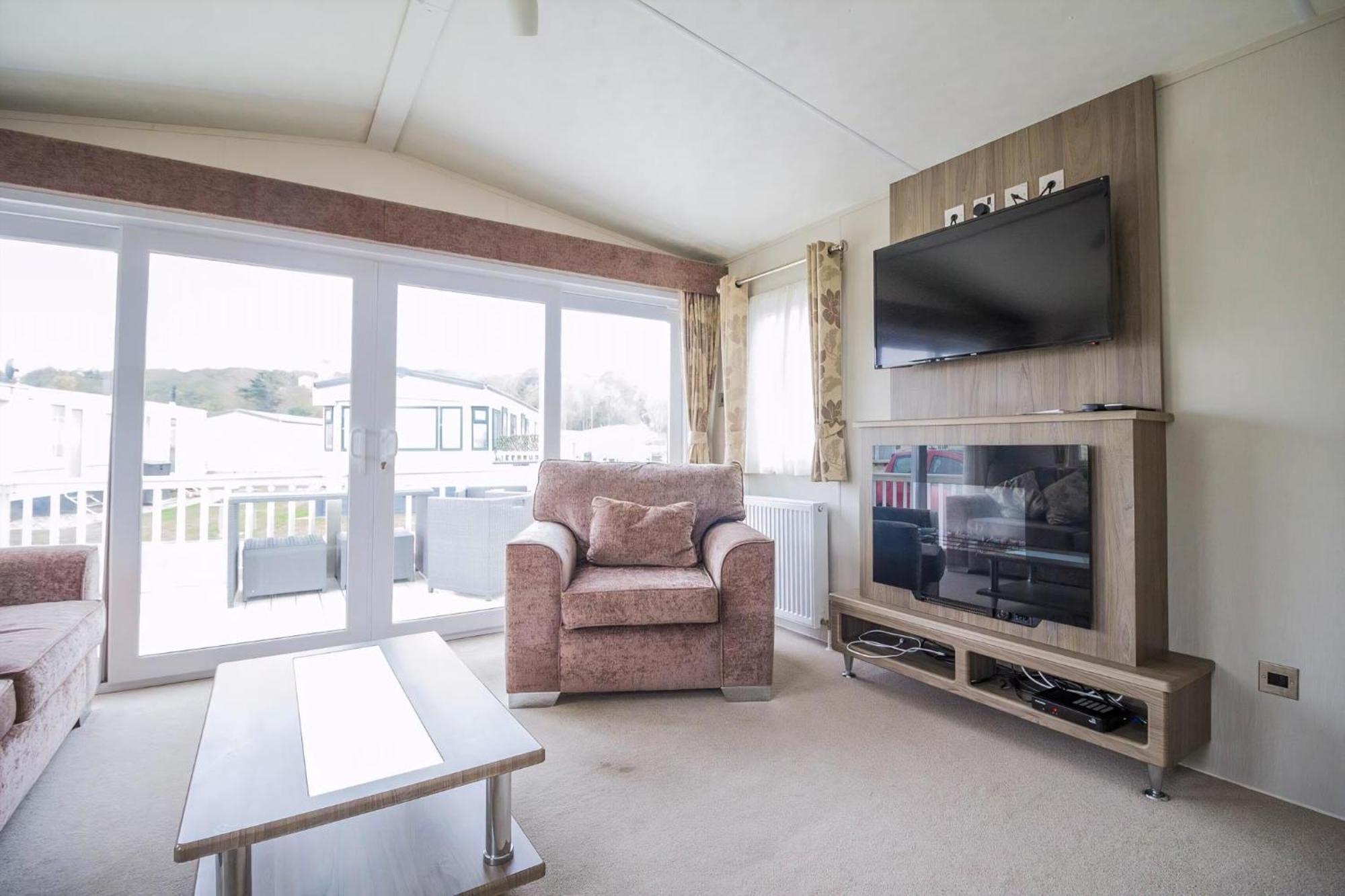 Beautiful 6 Berth Caravan By The Beach In Suffolk Ref 40076Nd ローストフト エクステリア 写真